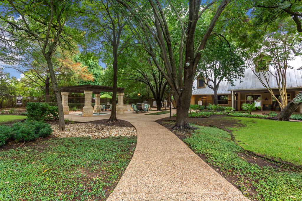 Photos and Video of Ventana Oaks Luxury Apartment Homes in Austin, TX